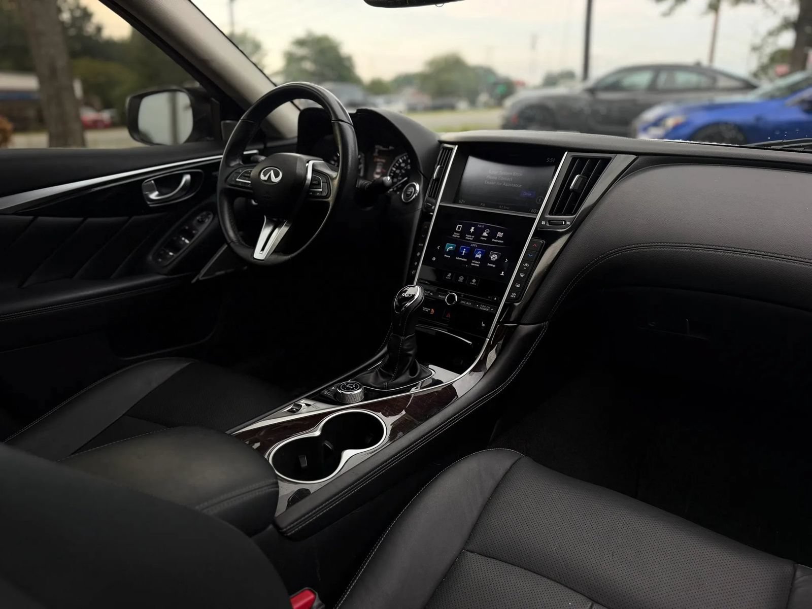 Used 2018 INFINITI Q50 Luxe w/ Sensory Package (Luxe) AWD/4WD image 10