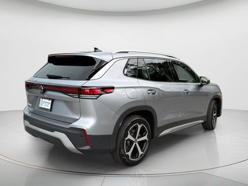 New 2026 Volkswagen Tiguan SE FWD image 5