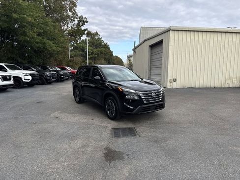 New 2026 Nissan Rogue SV w/ Cold Weather Package image 3