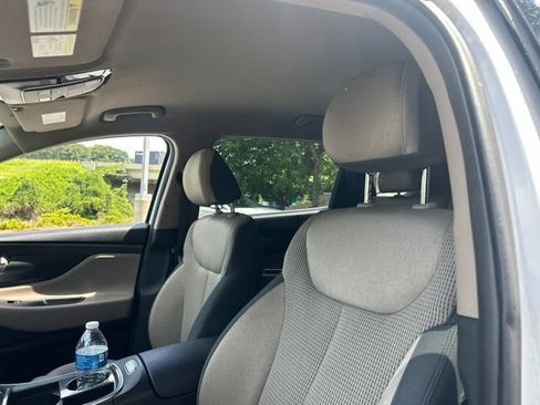 Used 2022 Hyundai Santa Fe SEL AWD/4WD image 10