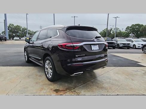 Used 2020 Buick Enclave Avenir w/ Avenir Technology Package AWD/4WD image 31