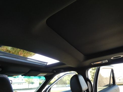 Used 2017 Ford Explorer XLT w/ Equipment Group 202A image 43