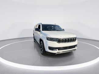 Used 2024 Jeep Wagoneer L Series III w/ Flexible Seating Group video 2