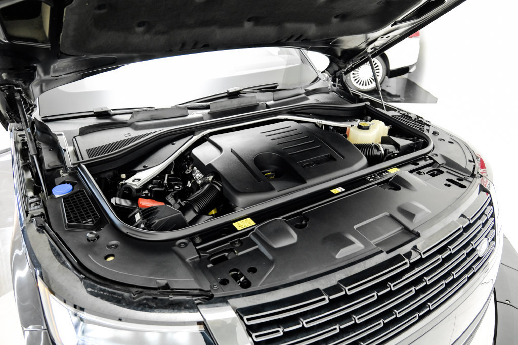 Used 2024 Land Rover Range Rover SE AWD/4WD image 58