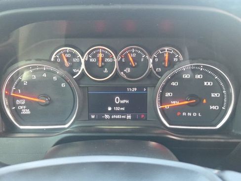 Used 2021 Chevrolet Silverado 1500 LT w/ LPO, Dark Essentials Package AWD/4WD image 40