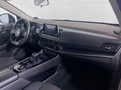 Certified 2021 Nissan Rogue S image 25