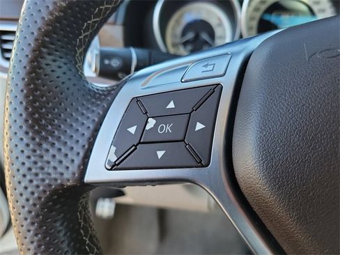 Used 2015 Mercedes-Benz E 350 4MATIC Sedan image 17