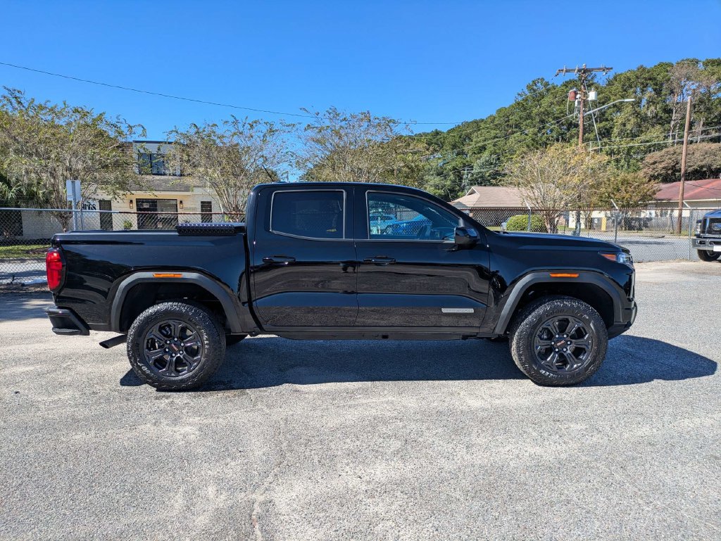 Used 2025 GMC Canyon Elevation w/ Convenience Package RWD image 3