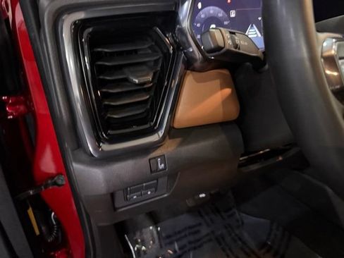 Used 2024 GMC Canyon AT4 w/ Technology Package AWD/4WD image 13