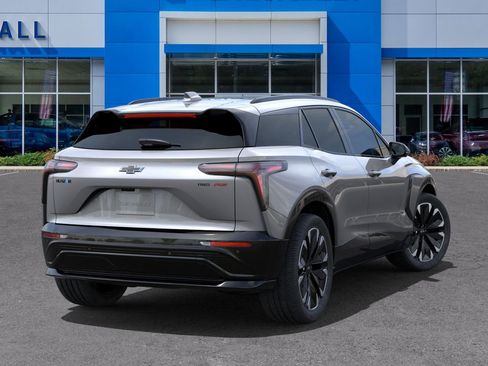 New 2025 Chevrolet Blazer EV RS image 4