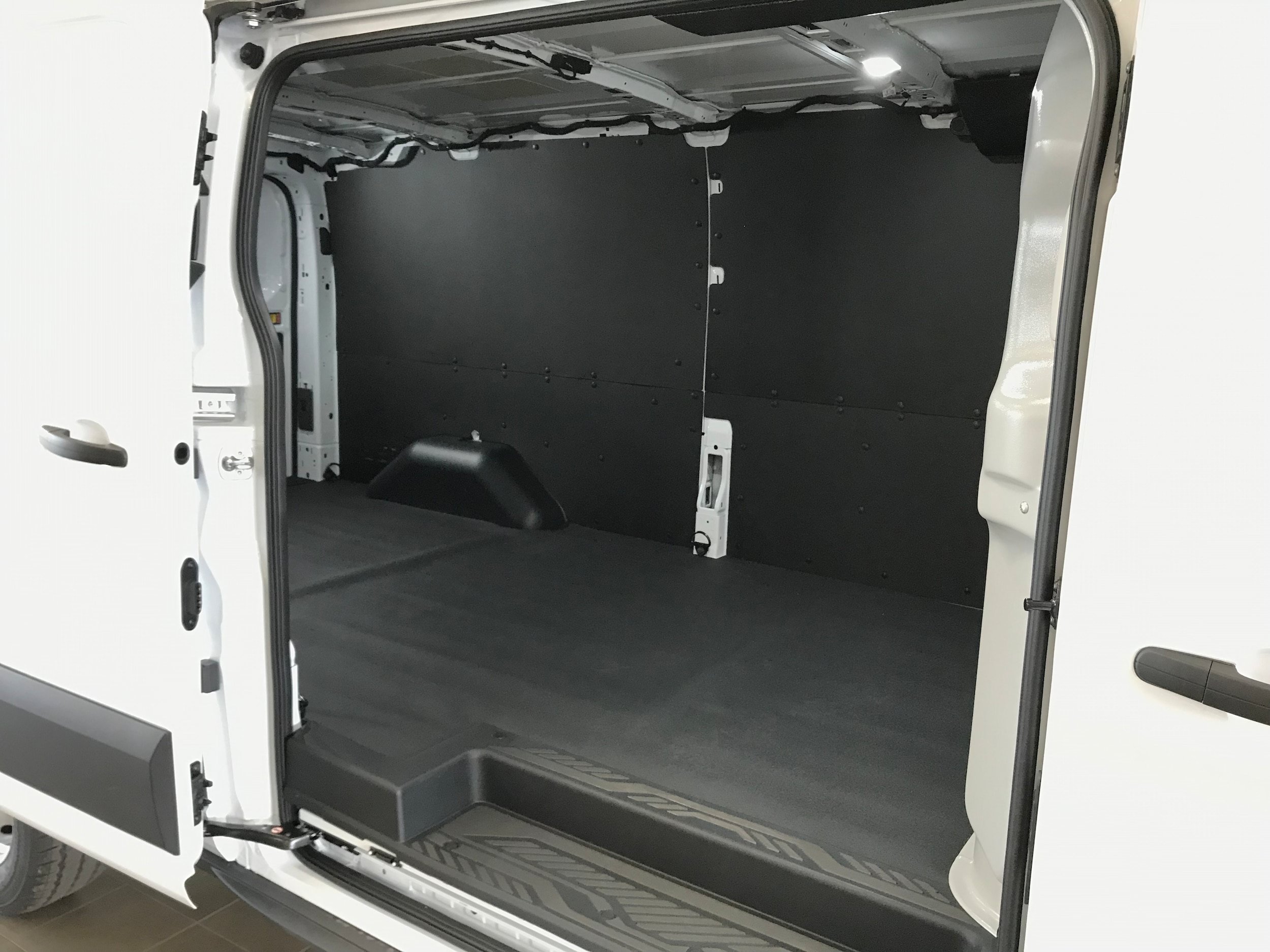 New 2026 Ford Transit 250 Low Roof w/ Load Area Protection Package RWD image 10