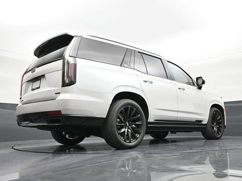 Used 2024 Cadillac Escalade Sport Platinum w/ LPO, ONYX Package RWD image 24