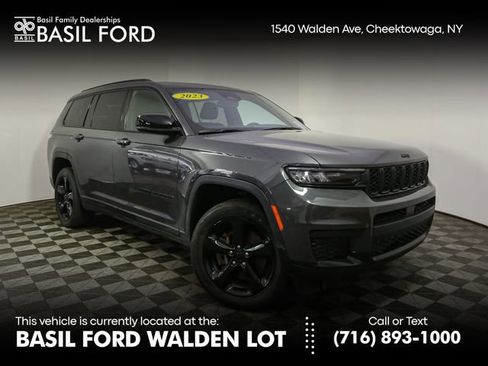 Used 2023 Jeep Grand Cherokee L Altitude image 1