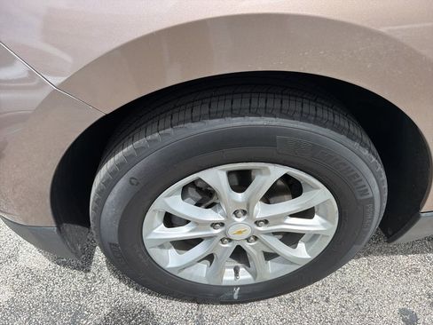 Used 2019 Chevrolet Equinox LS image 14