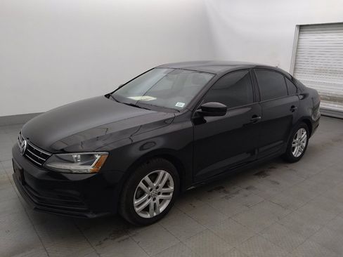 Used 2018 Volkswagen Jetta S FWD image 2