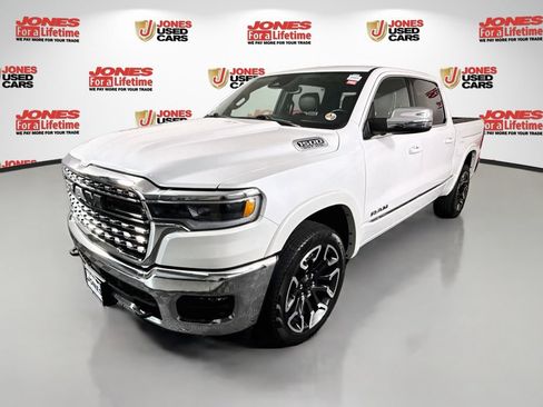 Used 2025 RAM 1500 Limited AWD/4WD image 14
