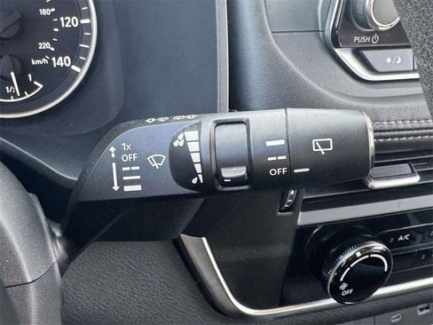 Used 2021 Nissan Rogue S image 24