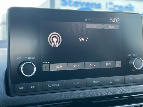 Used 2025 Honda Civic FWD Hybrid Sedan image 23