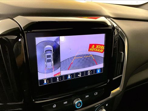 Certified 2023 Chevrolet Traverse High Country image 25