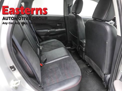 Used 2024 Mitsubishi Outlander Sport SE image 22