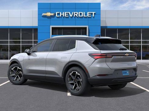 New 2026 Chevrolet Equinox EV LT AWD/4WD image 3