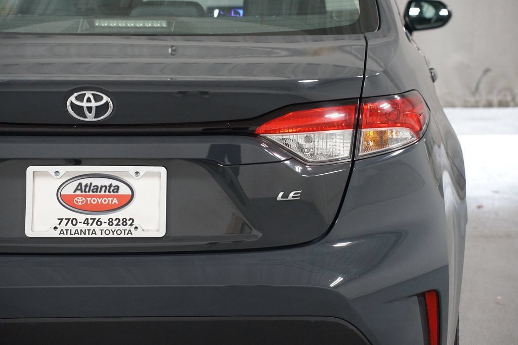 Certified 2024 Toyota Corolla LE FWD image 10