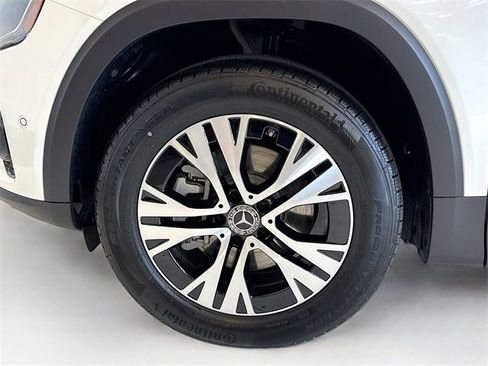 New 2025 Mercedes-Benz GLB 250 GLB 250 image 7