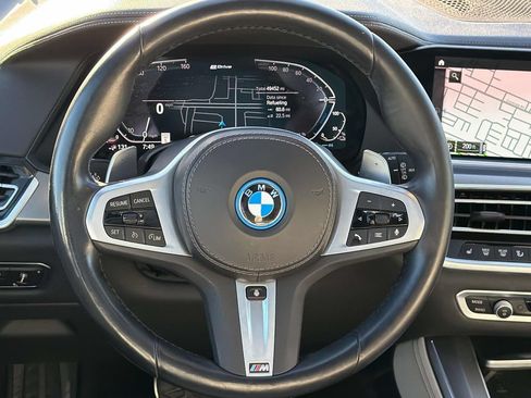 Used 2023 BMW X5 xDrive45e w/ M Sport Package AWD/4WD image 11