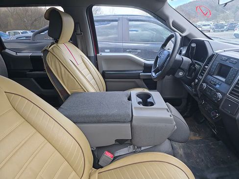 Used 2018 Ford F150 XLT w/ Trailer Tow Package AWD/4WD image 5