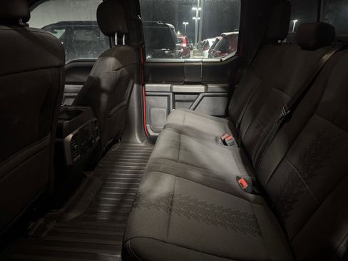 Used 2018 Ford F150 XLT w/ Equipment Group 302A Luxury image 4