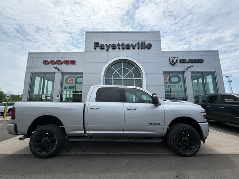 New 2026 RAM 2500 Laramie w/ Night Edition AWD/4WD image 37