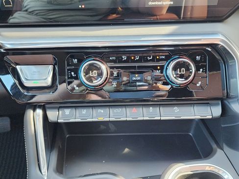 New 2026 GMC Sierra 2500 Denali Ultimate image 32