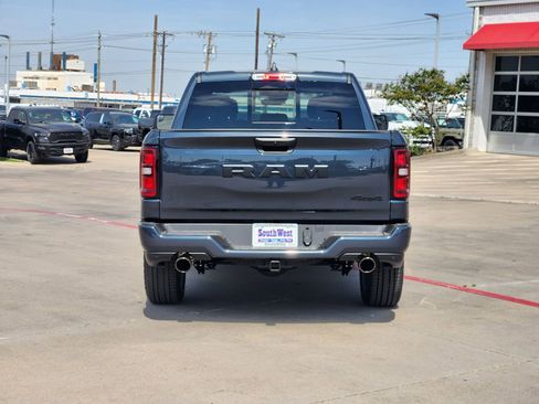 New 2026 RAM 1500 Express AWD/4WD image 8