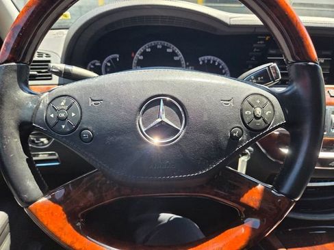 Used 2013 Mercedes-Benz S 550 4MATIC image 21
