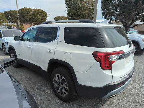 Used 2020 GMC Acadia SLT image 3