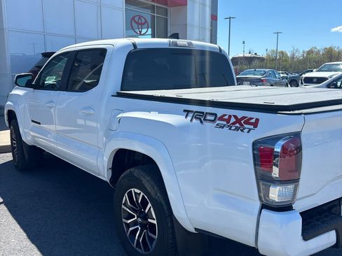 Used 2023 Toyota Tacoma TRD Sport AWD/4WD image 2