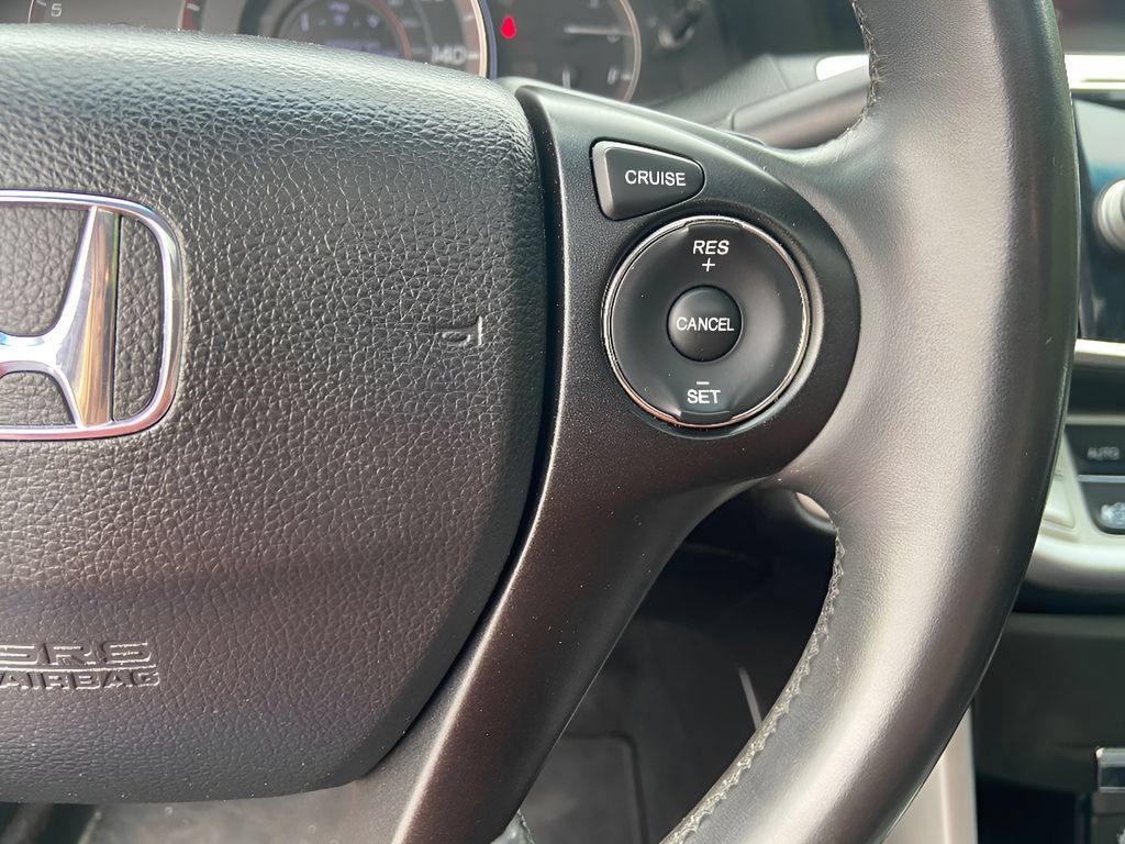 Used 2015 Honda Accord EX-L image 16
