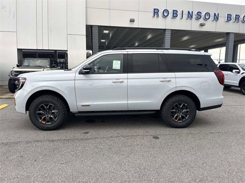 New 2025 Ford Expedition Tremor image 8