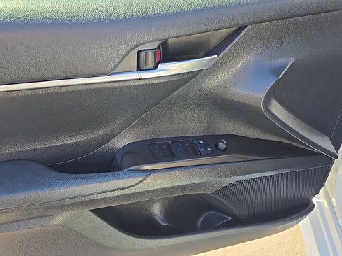 Certified 2022 Toyota Camry LE w/ Audio Upgrade Package image 11