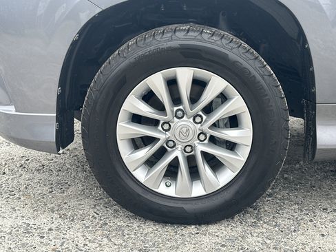 Used 2021 Lexus GX 460 Premium w/ Premium Package image 11