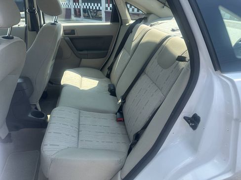 Used 2008 Ford Focus SE FWD image 21