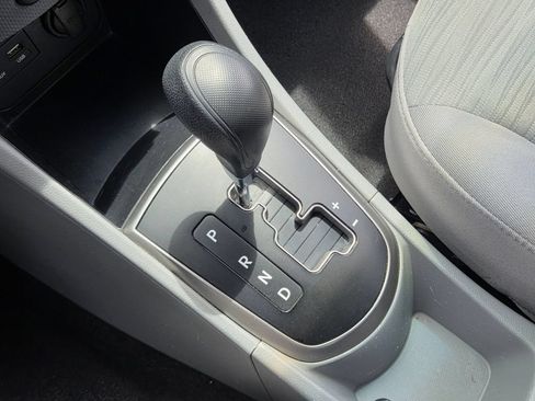 Used 2016 Hyundai Accent SE FWD image 28
