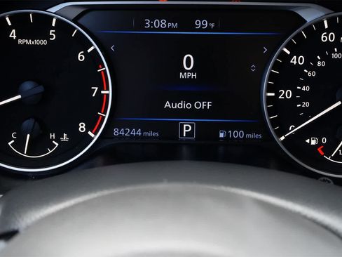 Used 2022 Nissan Altima 2.5 SV w/ SV Premium Package image 12