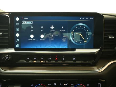 Used 2022 Chevrolet Silverado 1500 High Country w/ High Country Premium Package image 27