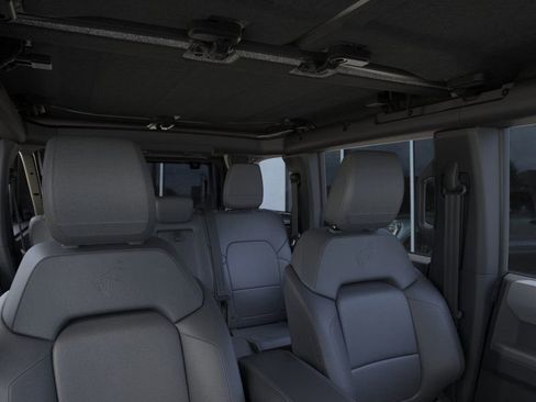 New 2025 Ford Bronco Big Bend w/ Black Diamond Package image 12