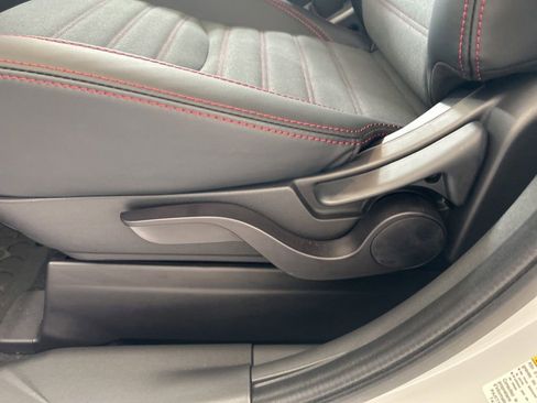 New 2025 Mitsubishi Outlander Sport SE image 34