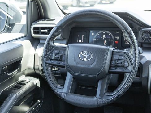 Certified 2024 Toyota Tacoma SR5 AWD/4WD image 28