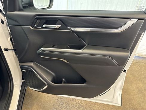 Certified 2025 GMC Acadia Elevation image 30