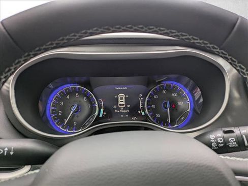 New 2026 Chrysler Voyager LX image 11