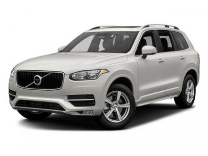 Used 2017 Volvo XC90 T6 Momentum w/ Vision Package